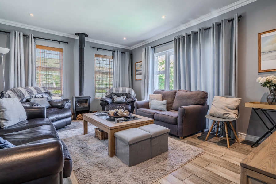 3 Bedroom Property for Sale in Silverglade Western Cape